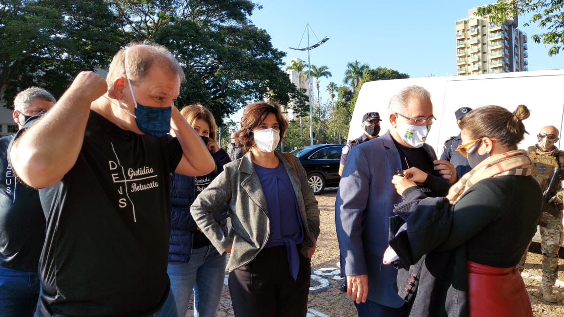 Botucatu: Prefeito afirma que será o último a ser vacinado na Vacinação em massa contra a Covid-19