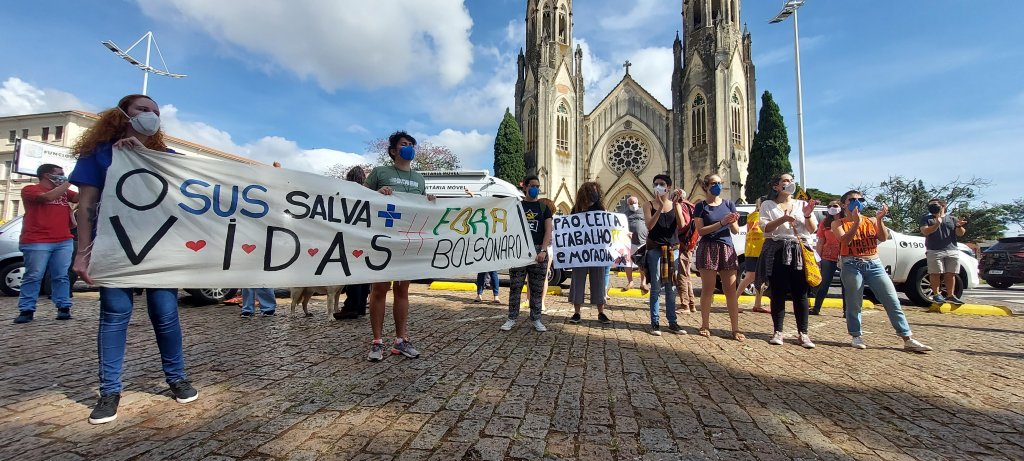 Ato em Botucatu pede impeachment de Bolsonaro e maior combate a pandemia