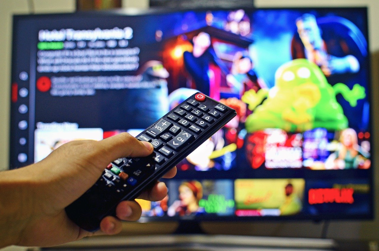 Câmara aprova MP que iguala encargos de internet e de serviço móvel