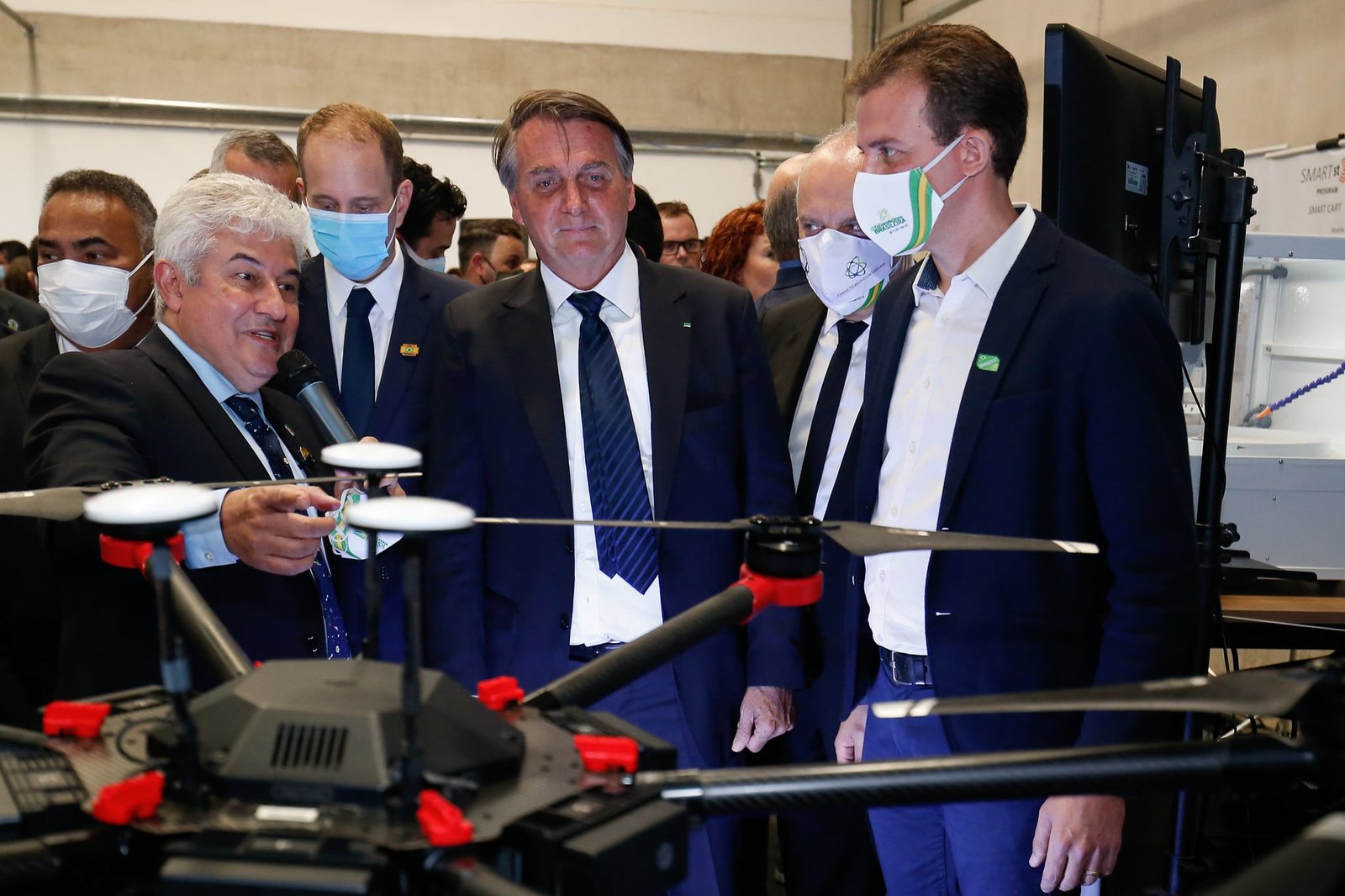 Governo de SP autua novamente Bolsonaro, três Ministros por não uso de máscara