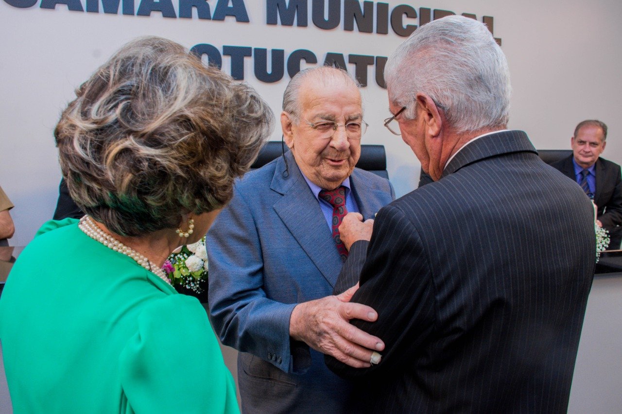 Morre o professor e ex-secretário de esportes, Fernão Leite, aos 88 anos