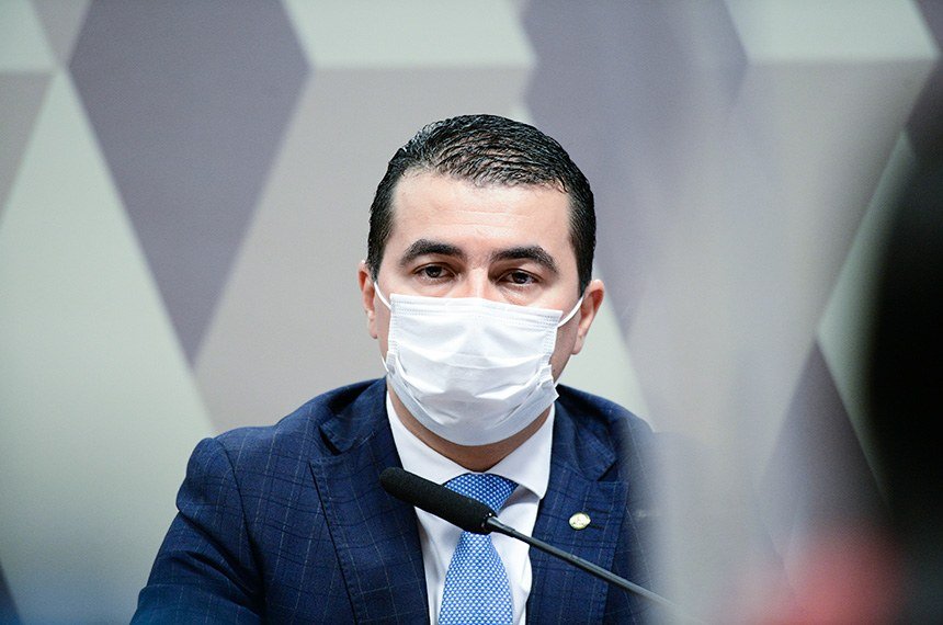 Miranda aponta Ricardo Barros como mentor de pressões no Ministério da Saúde