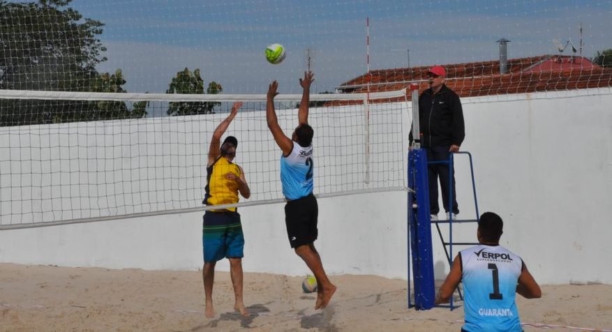 Secretaria de Esportes terá escolinha de Vôlei de Praia