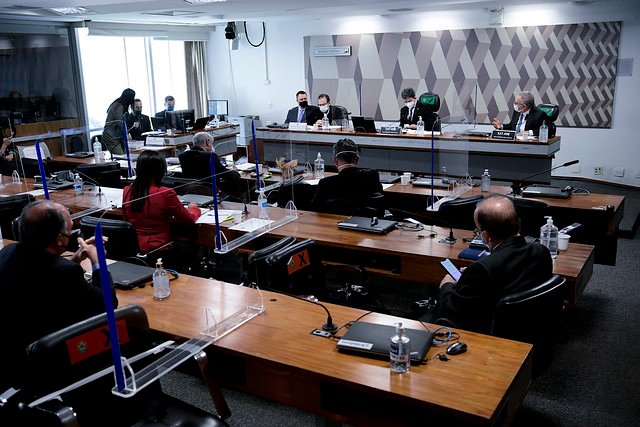 CPI da Pandemia retorna com depoimento do reverendo Amilton e espera dono da Precisa