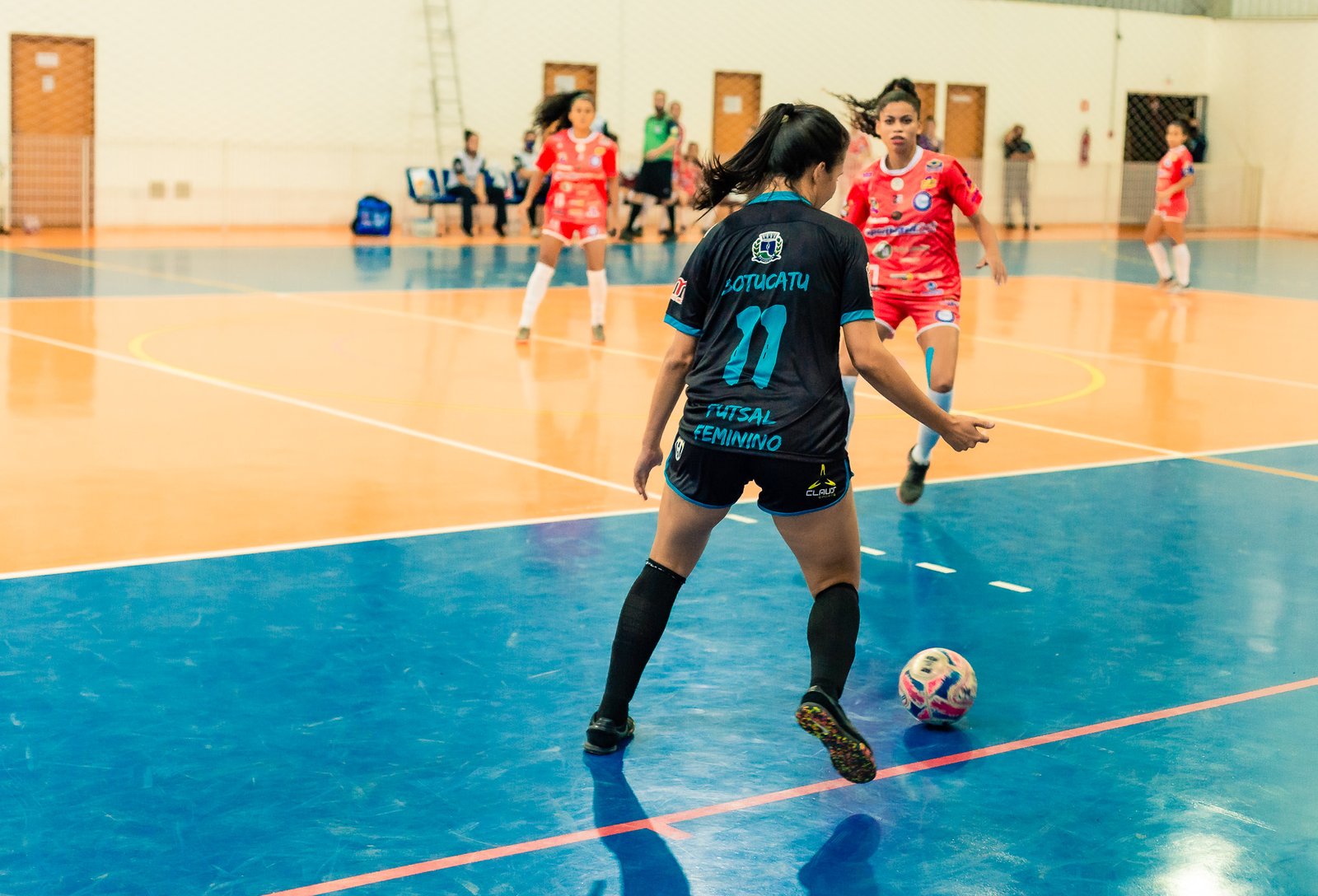 Botucatu tenta a primeira vitória na Copa Paulista de futsal feminino neste sábado (24)