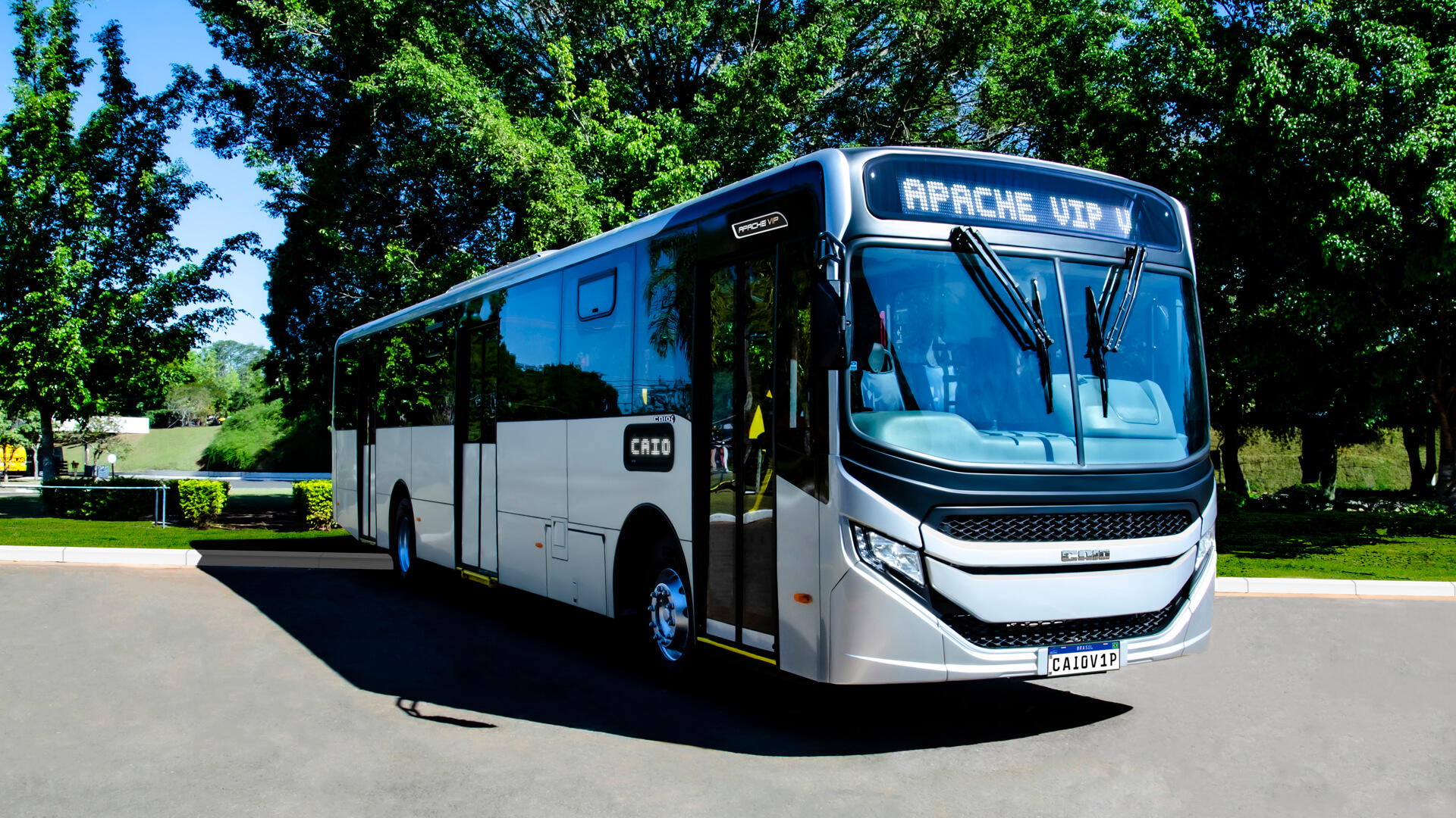 Caio apresenta a 5º geração do Apache, ônibus mais comercializado da marca