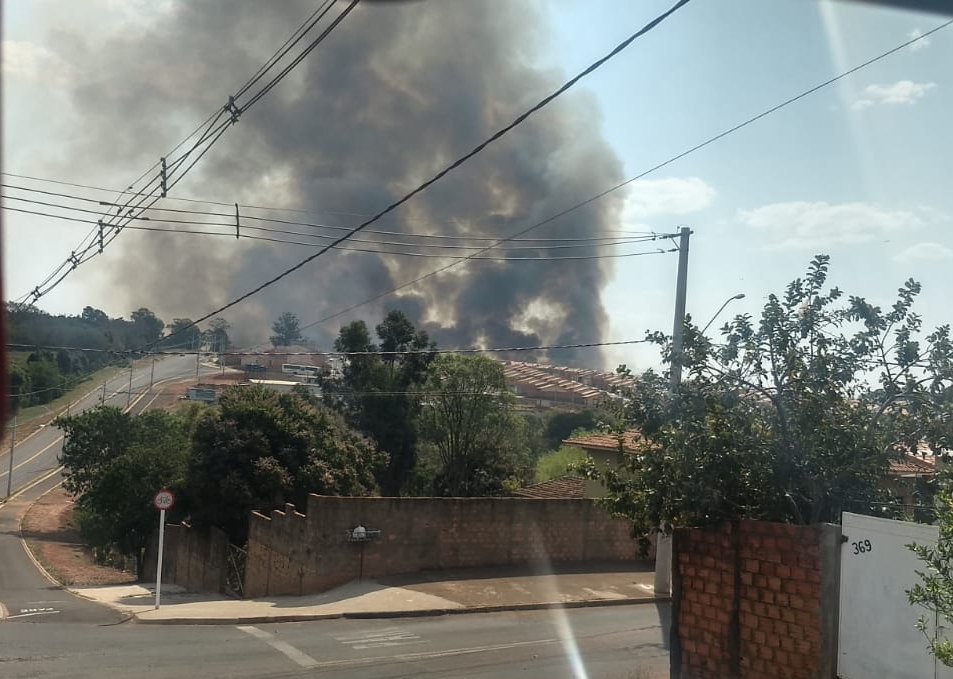 Incêndio destrói mais de 30 mil metros quadrados de vegetação em Botucatu