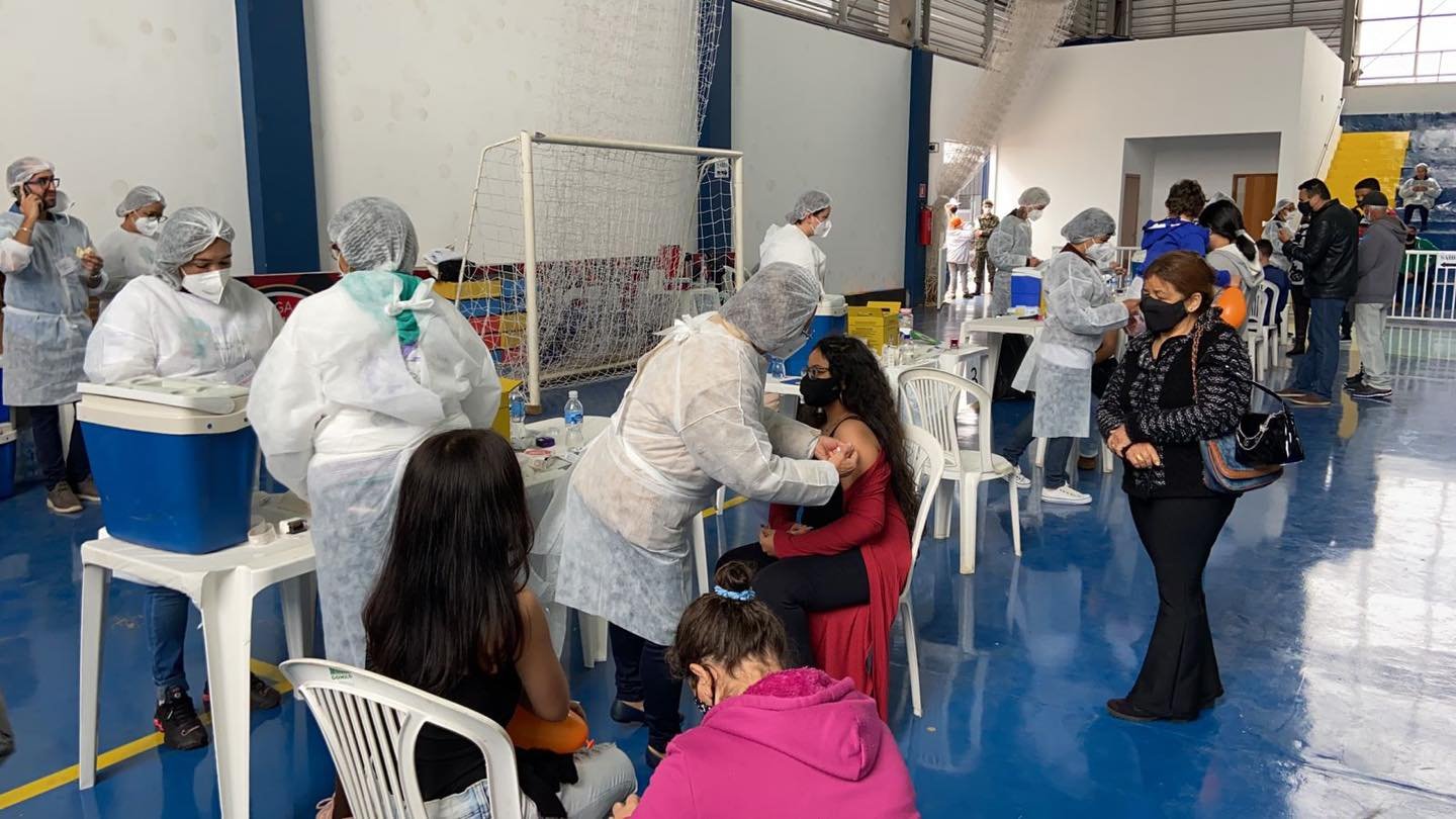 Botucatu vacina mais de 4 mil adolescentes contra a Covid-19