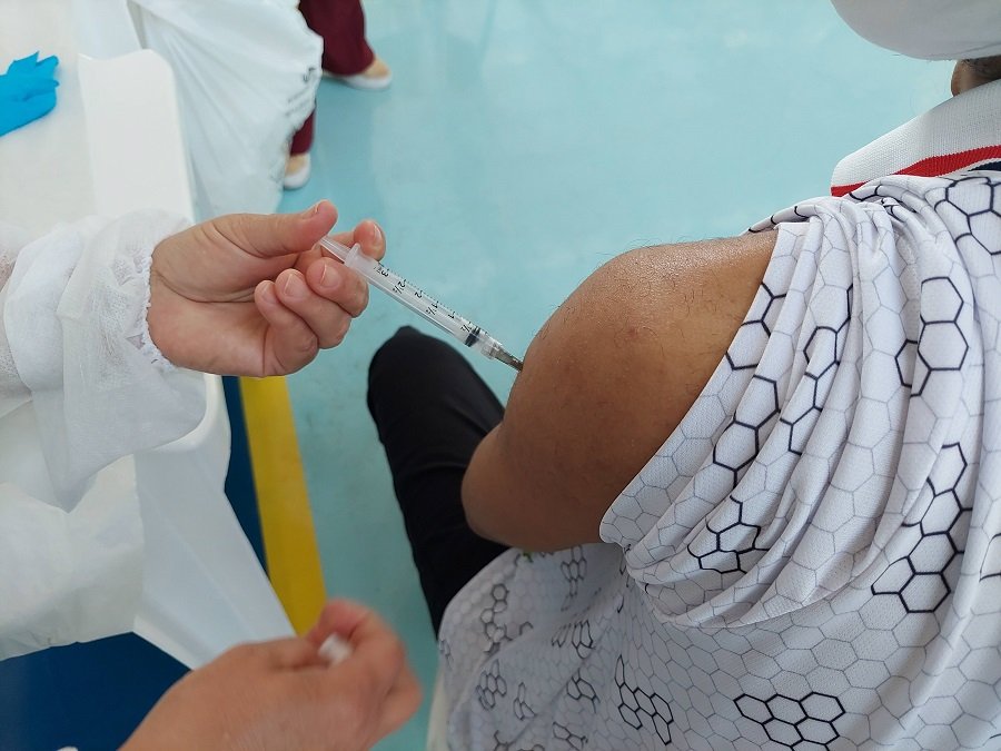 Bauru segue com aplicação de primeira e segunda dose das vacinas da Covid-19