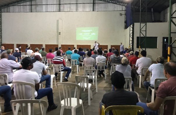 Controladores de javali participam de capacitação em Avaré