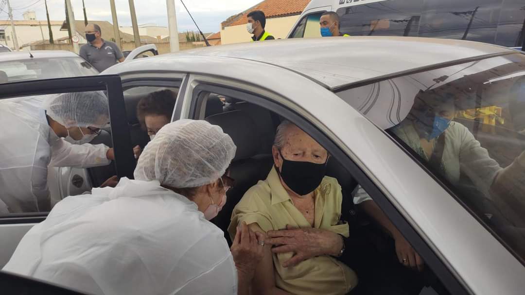 Botucatu: quase 7 mil idosos receberam a dose adicional da vacina contra a Covid-19