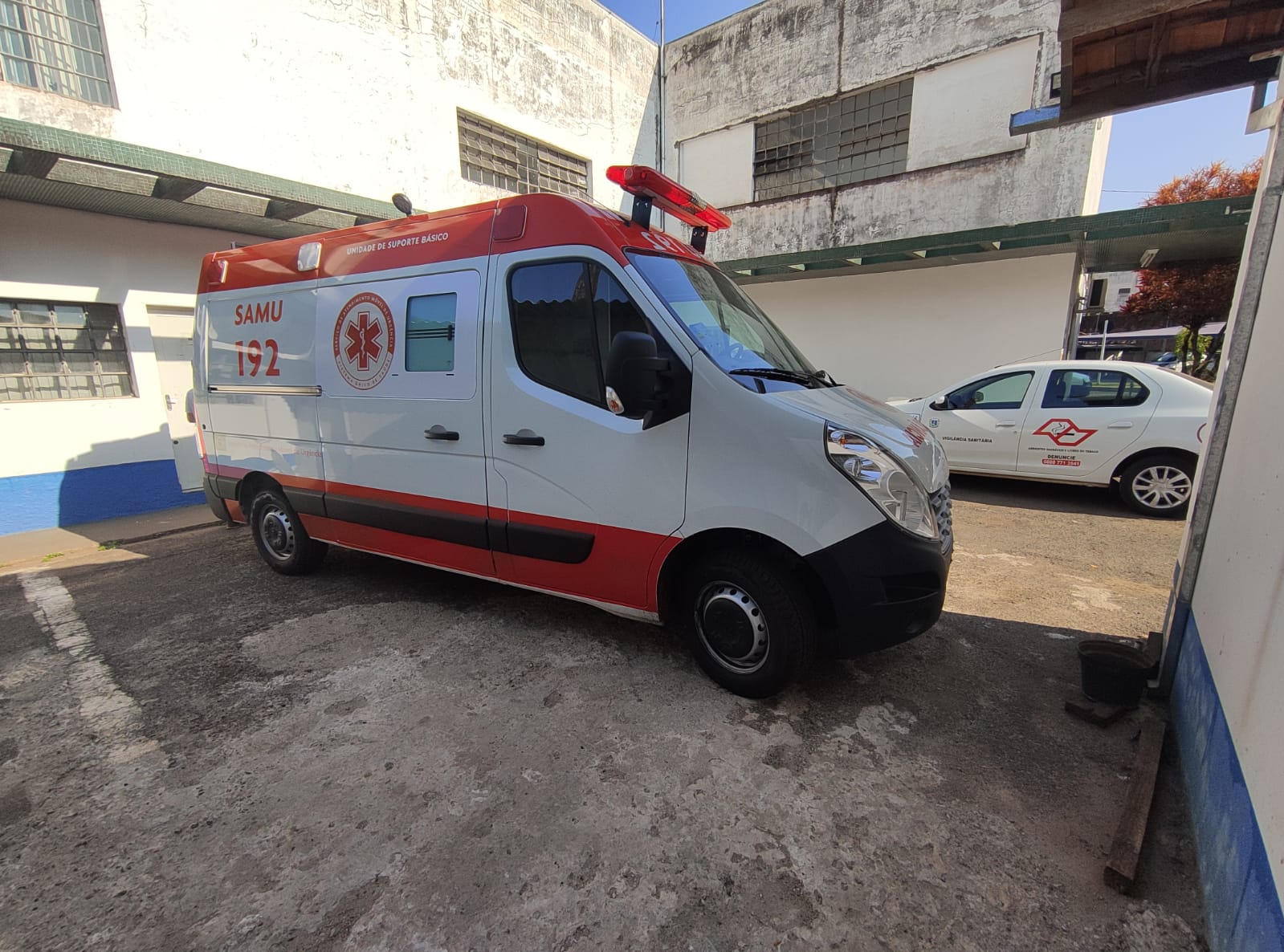 SAMU de Botucatu passa a contar com nova ambulância