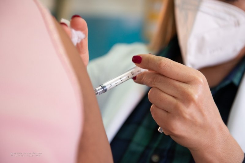 Anvisa recomenda ao governo exigência de vacina para entrada no Brasil