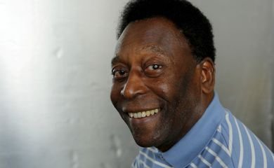 Pelé responde ao tratamento contra infecção respiratória