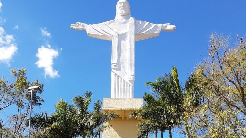 Cristo Redentor de Avaré passa por restauração e ganhará nova iluminação