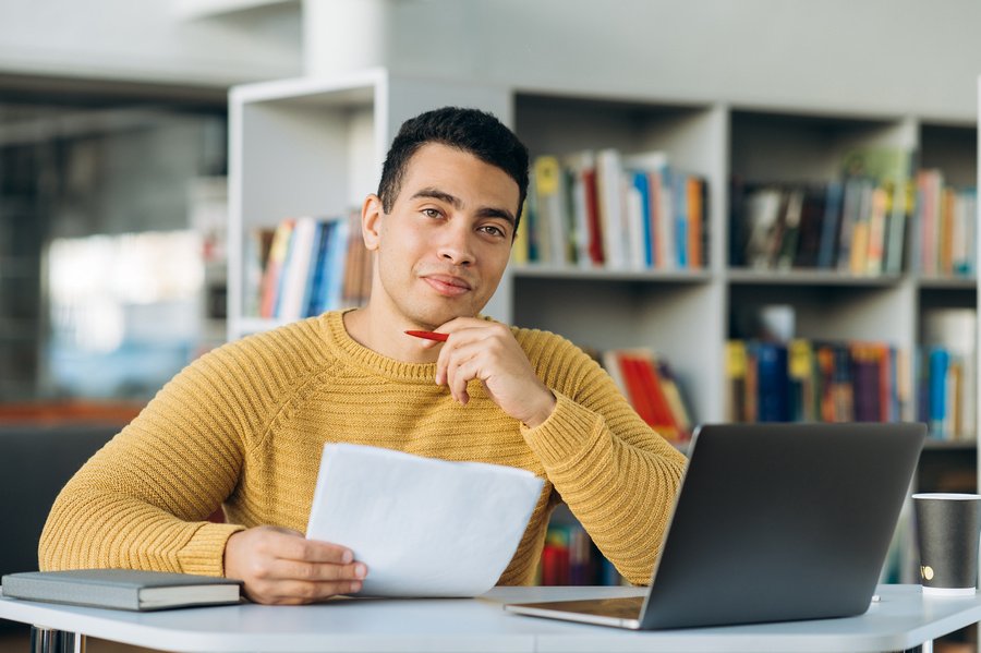 Enem: redes sociais do MEC podem dar possíveis dicas do tema da redação