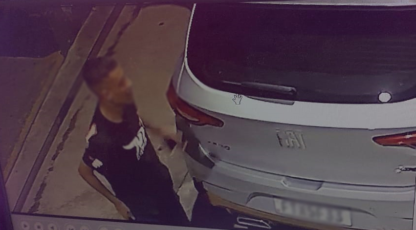 Polícia prende trio que invadiu casa e fez professor aposentado refém em Botucatu