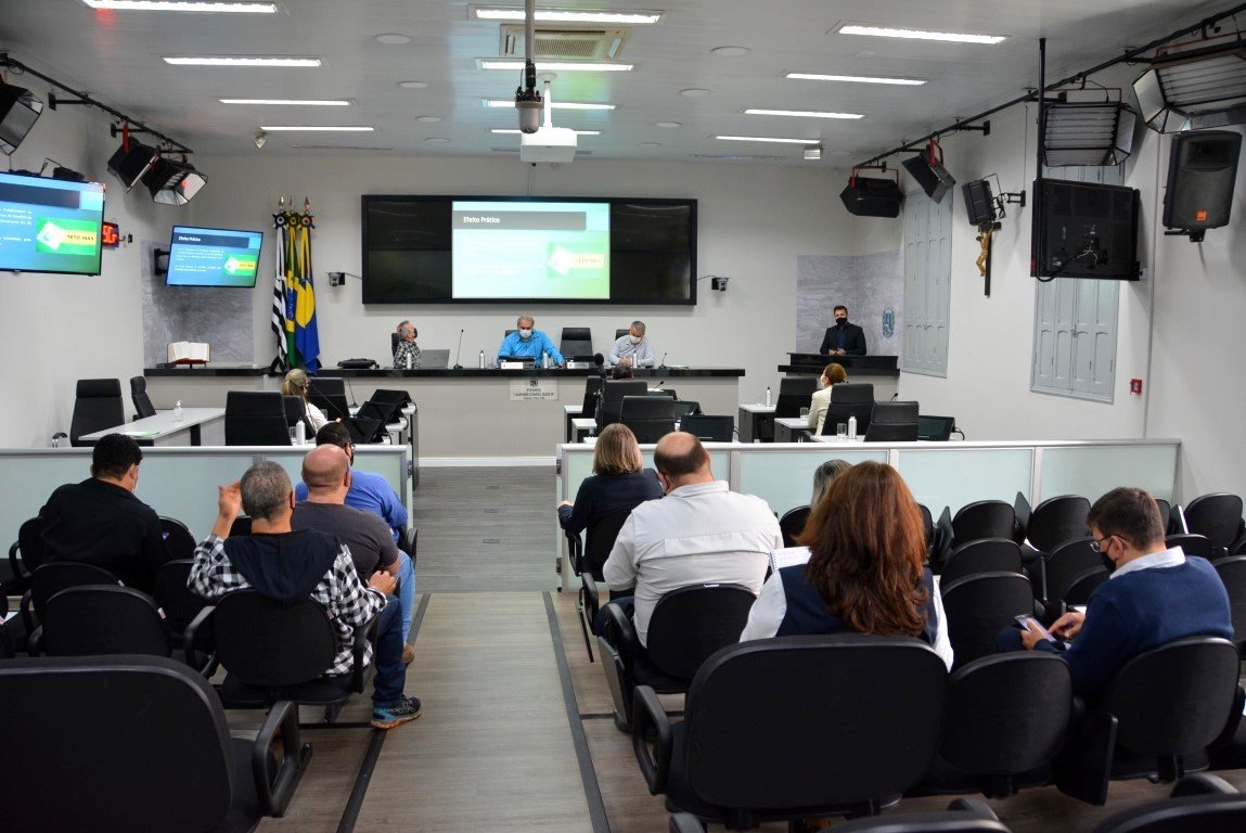Botucatu: previdência complementar dos servidores municipais é debatida na Câmara