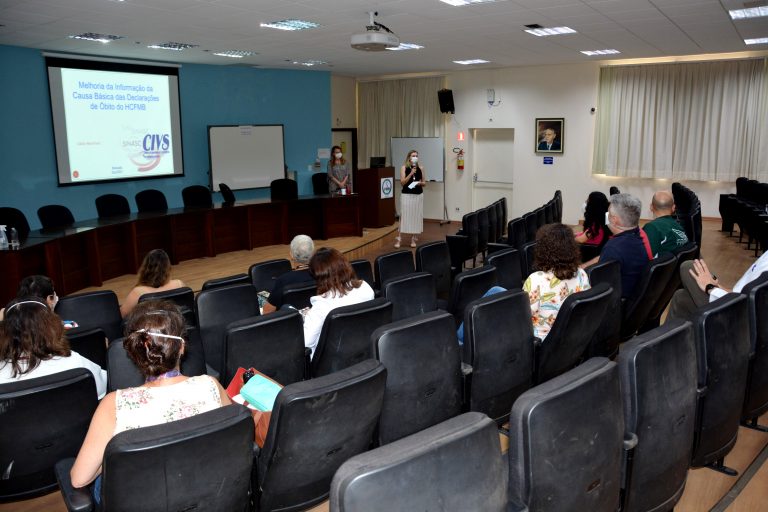 Médicos do Hospital das Clínicas de Botucatu participam de Fórum sobre declarações de óbitos