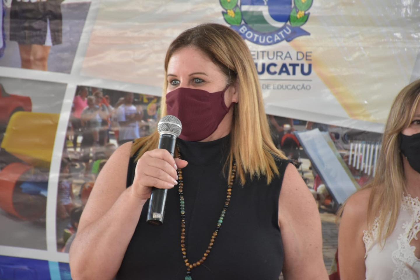 Cristiane Amorim deixará a Secretaria Municipal de Educação