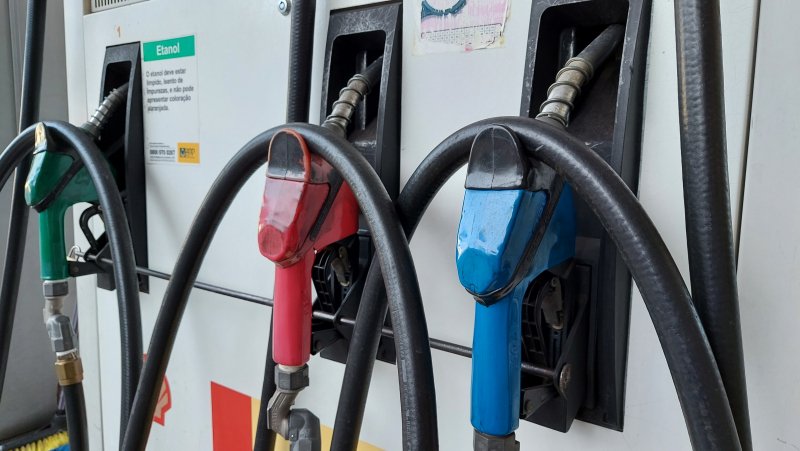 Gasolina e diesel terão preços reajustados a partir de quarta (16)