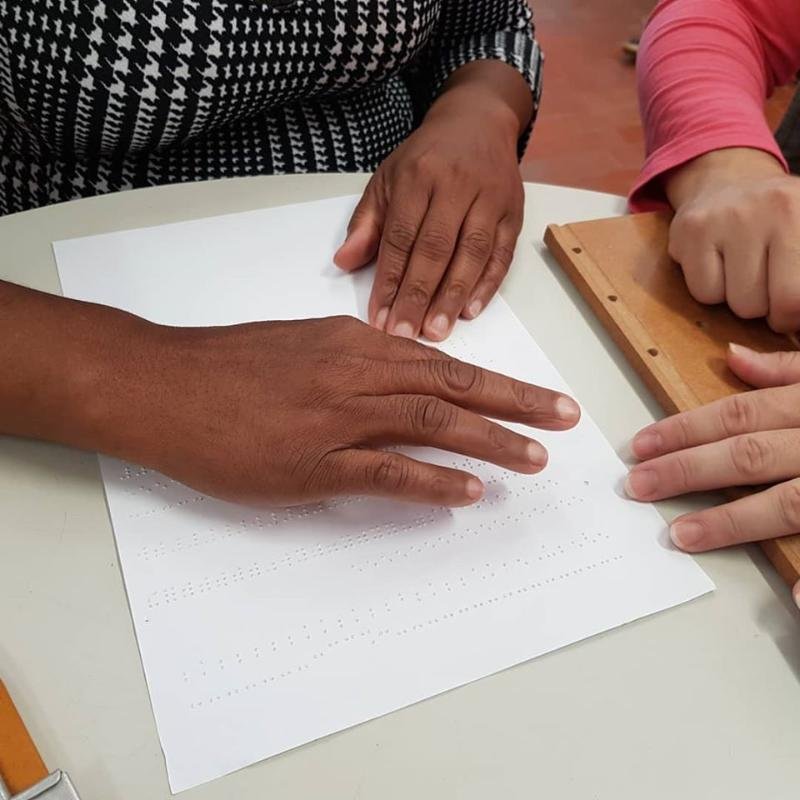 Avaré: oficina de Braile e projeto que promove integração social estão com inscrições abertas