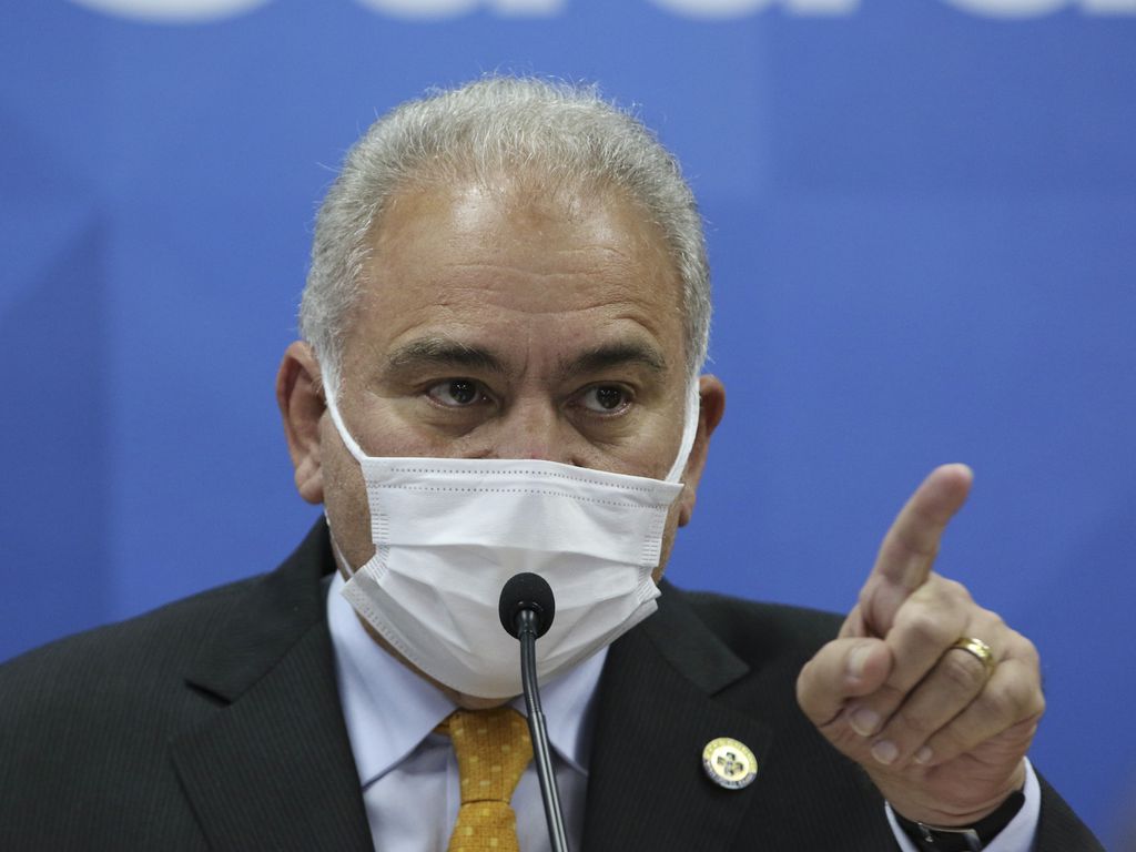 Ministro da Saúde diz que não vai decretar fim da pandemia “sozinho”