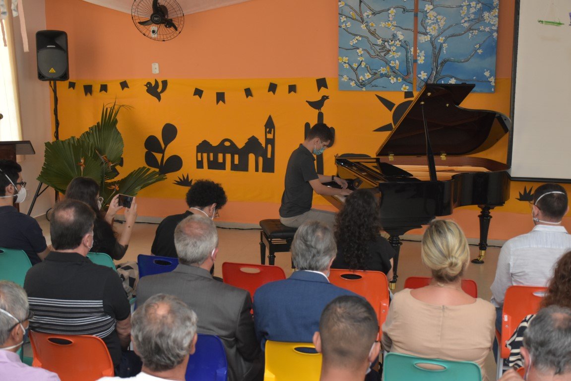 Educação e Unesp oficializam parceria para o Programa “Rede Colaborativa UnesPiano”