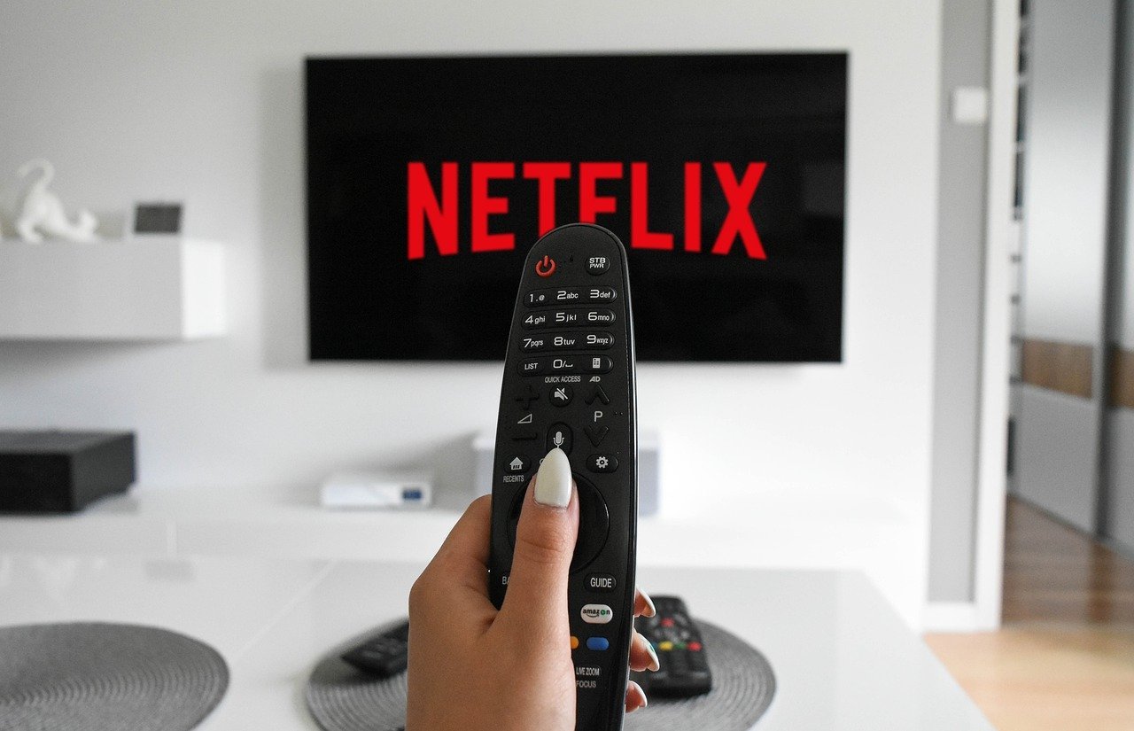 Procon determina que Netflix explique cobrança adicional