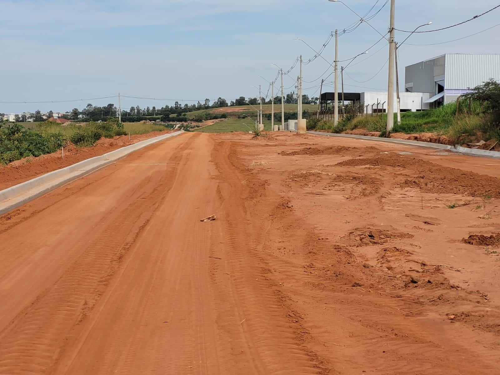 Prefeitura inicia processo para contratar empresa que fará pavimentação do Distrito Industrial 4