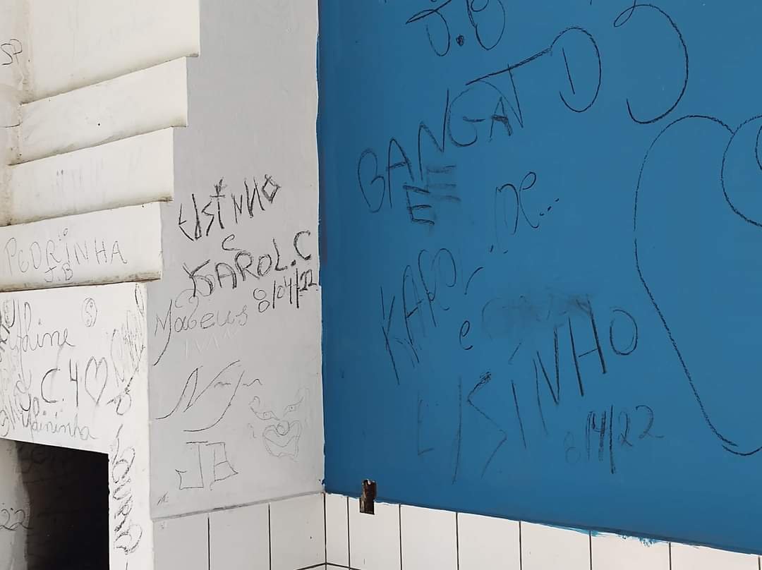 Quiosques no Rio Bonito são alvos de vandalismo