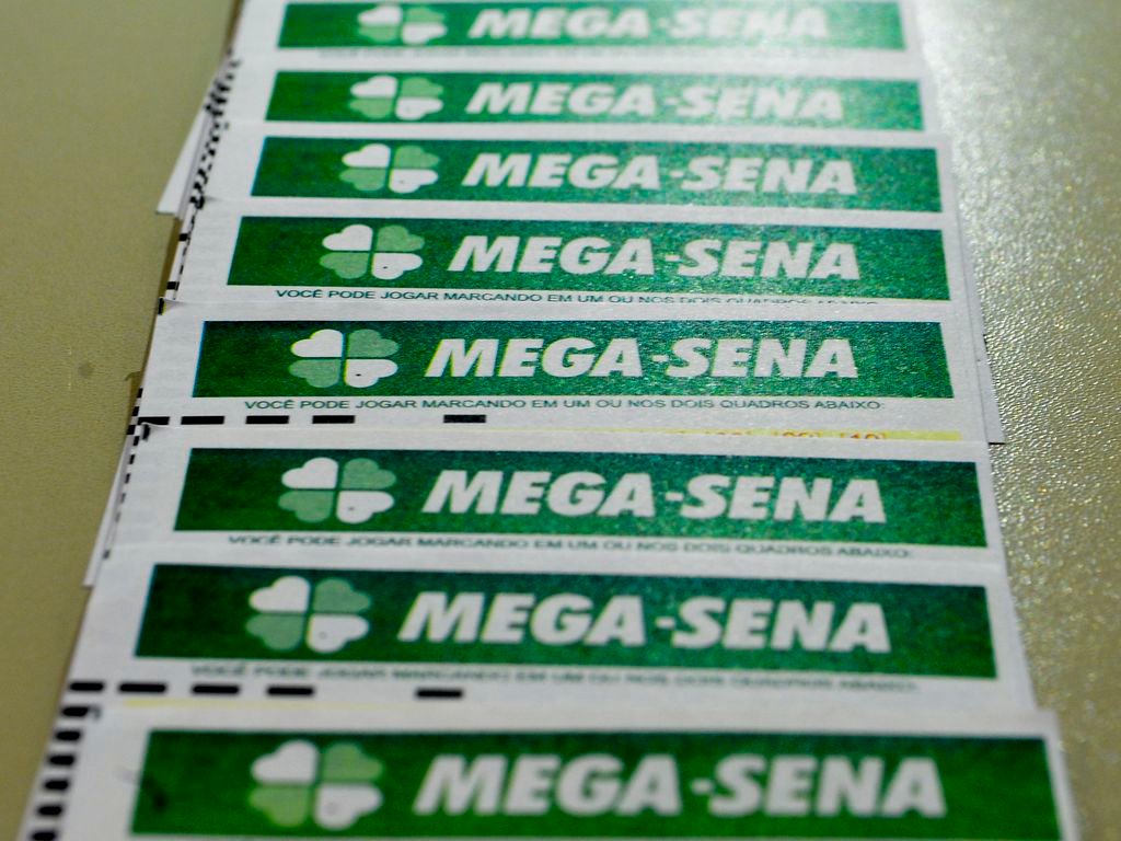 Mega-Sena acumula e próximo concurso deve pagar R$ 55 milhões