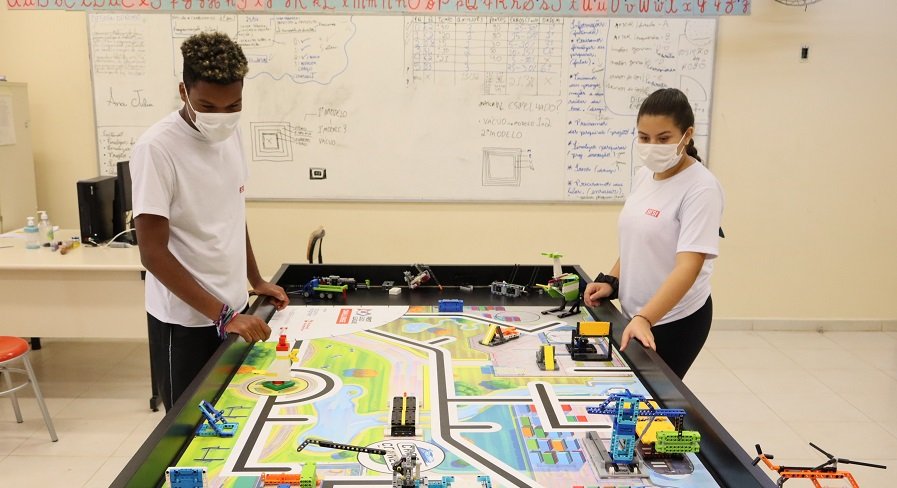 Sesi abre vagas para curso gratuito de Programação e Robótica