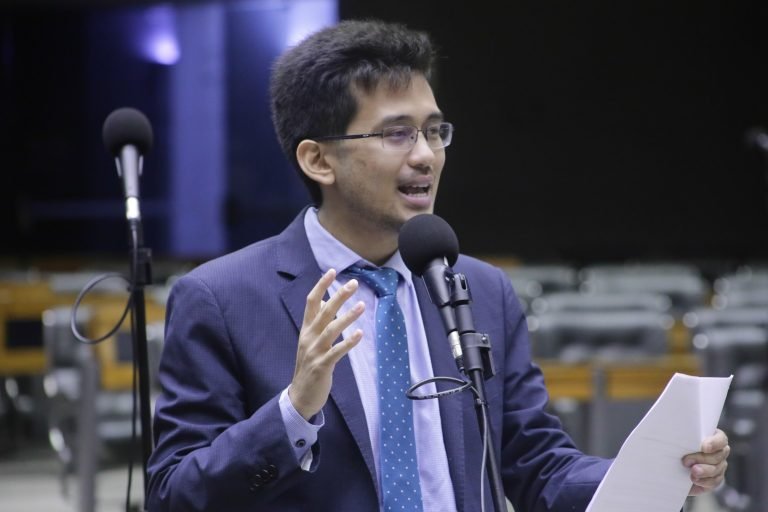 Kim Kataguiri é eleito presidente da Comissão de Educação da Câmara