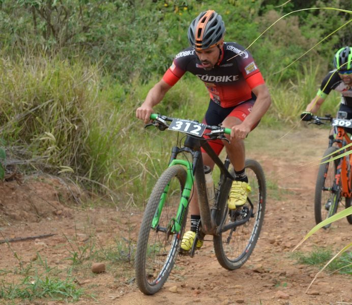 Botucatuense é campeão paulista de Mountain Bike