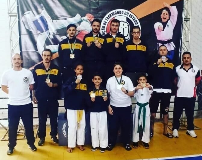 Taekwondo de Botucatu conquista medalhas no Campeonato Paulista