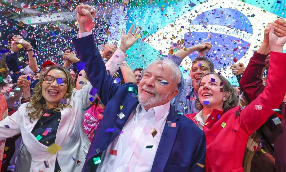 PT lança pré-candidatura de Lula à presidência com Alckmin como vice