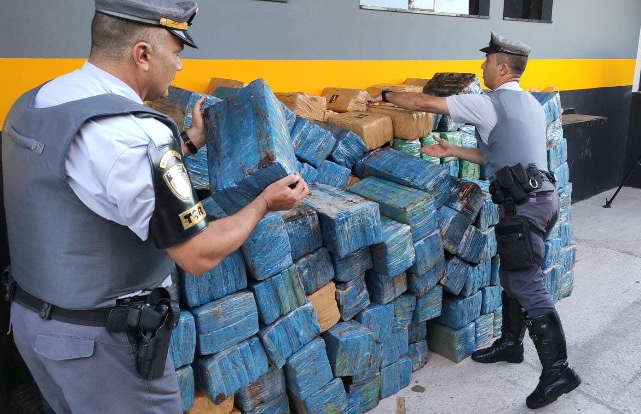 Homem que transportava cinco toneladas de maconha é preso em Bauru