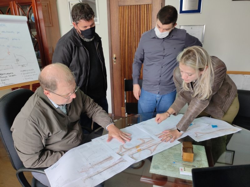 Concessionária apresenta projeto de marginais da Castelinho