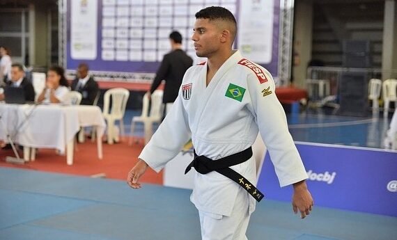 Judoca do Sesi Botucatu é campeão brasileiro sub-18