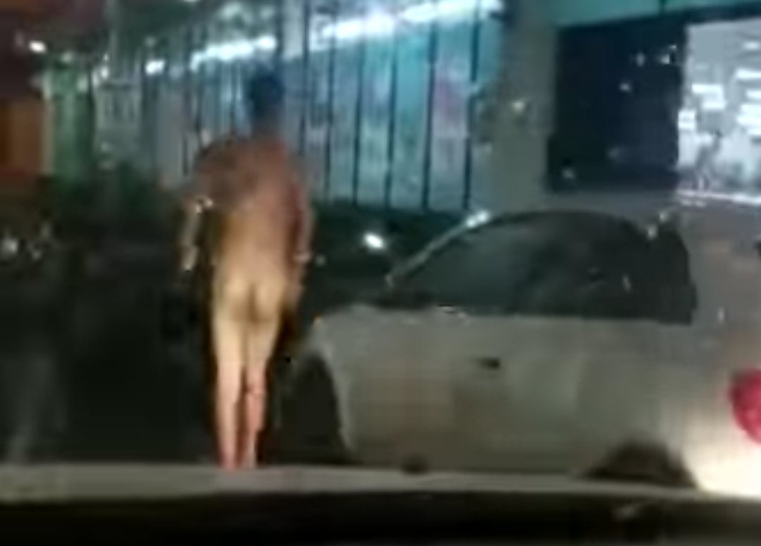 Botucatu: homem caminha nu pela rua e entra em supermercado