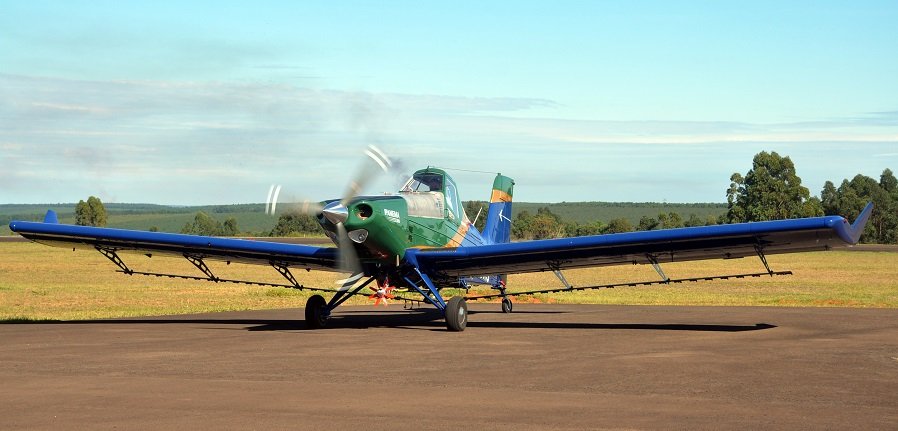 Botucatu recebe encontro de operadores do avião agrícola Ipanema
