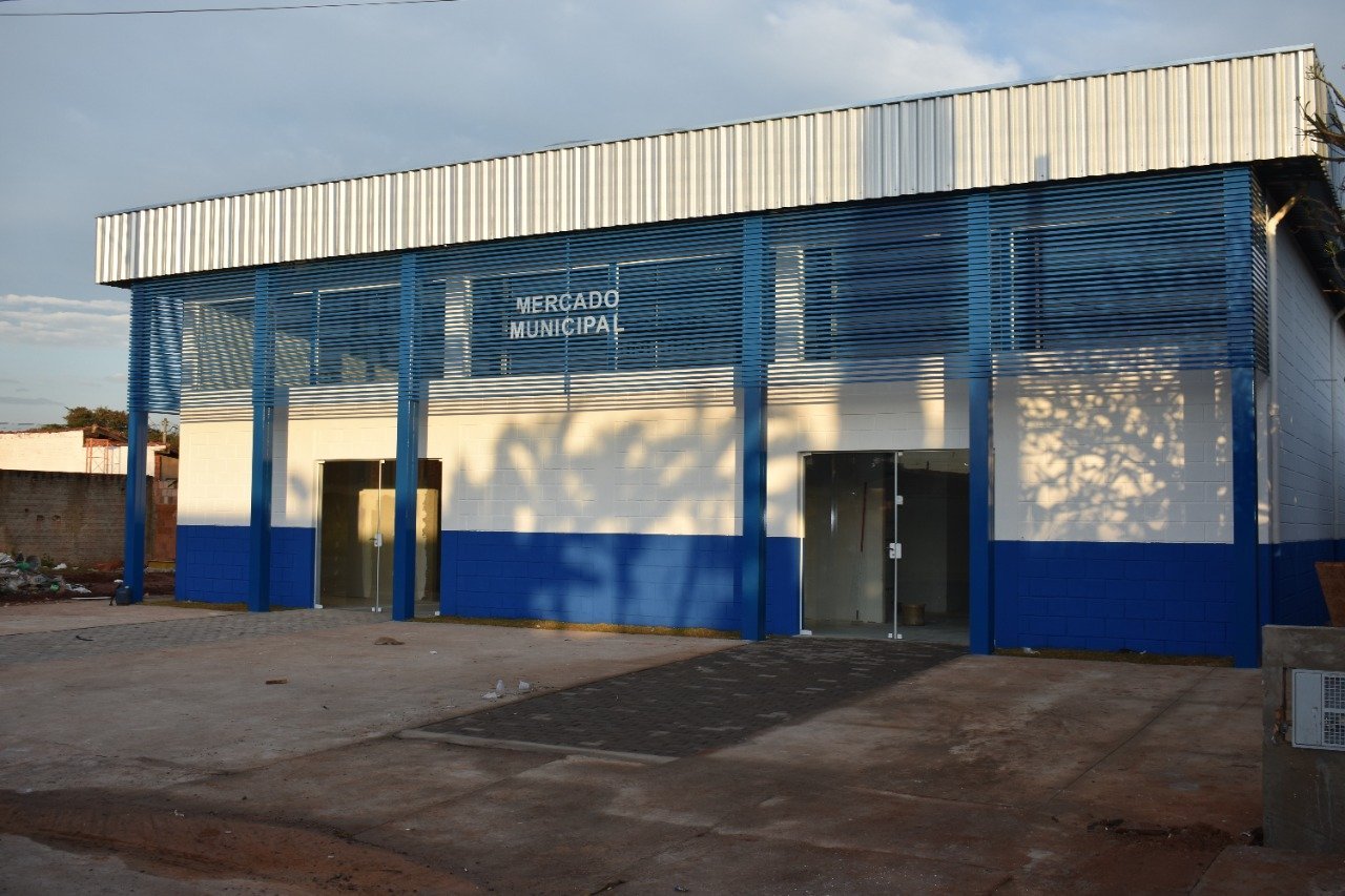 Mercado Municipal de Pratânia em fase final de construção