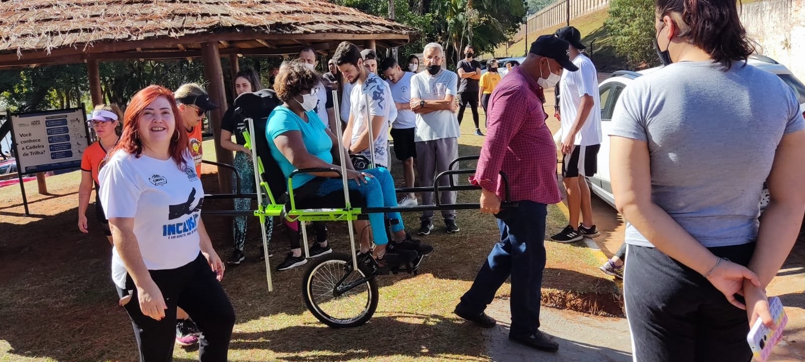 Projeto disponibiliza cadeiras adaptadas para trilhas no Horto Florestal de Avaré
