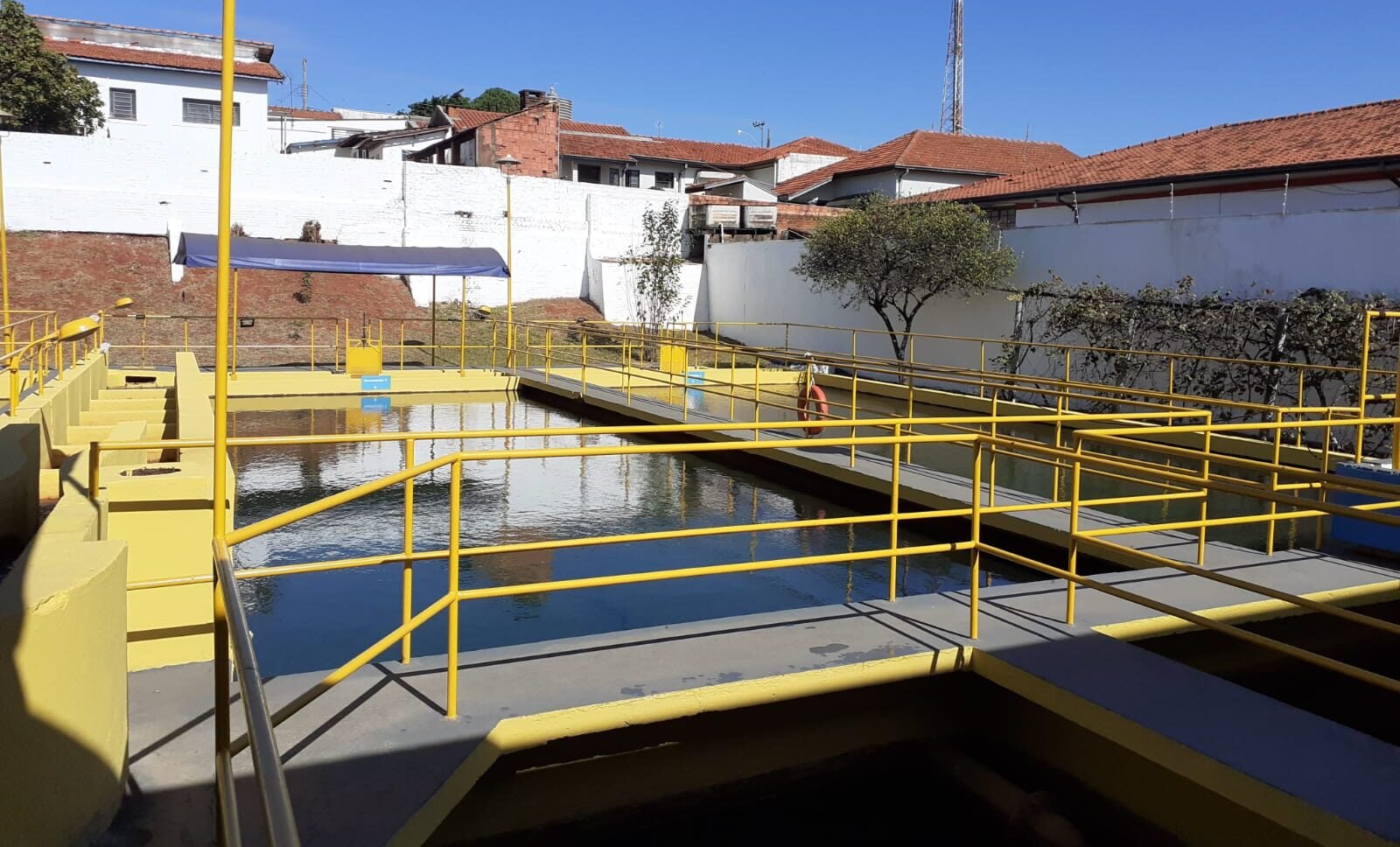 Representantes da Sabesp vistoriam obras pela região