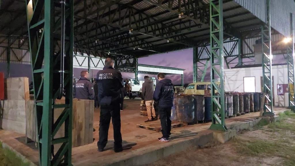 Receita Federal realiza operação contra sonegação de impostos em empresas da região