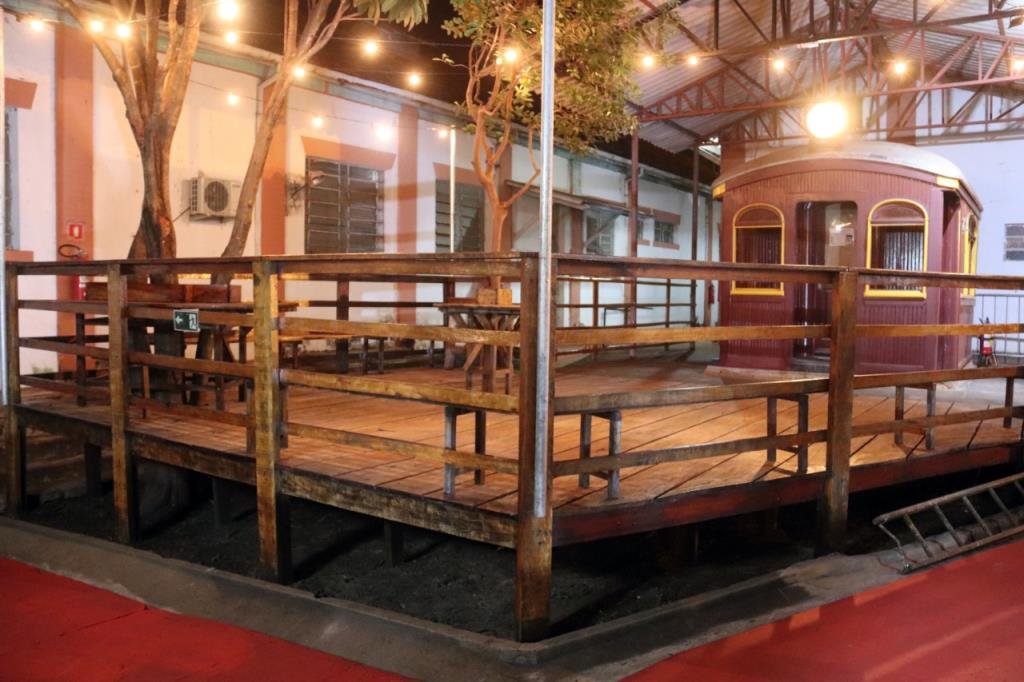 Bauru entrega revitalização de praça kaingang no espaço do Museu Ferroviário