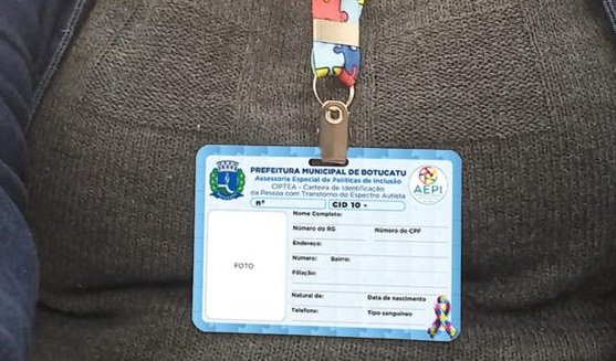 Botucatu começa a emitir carteira de identificação para pessoas com autismo