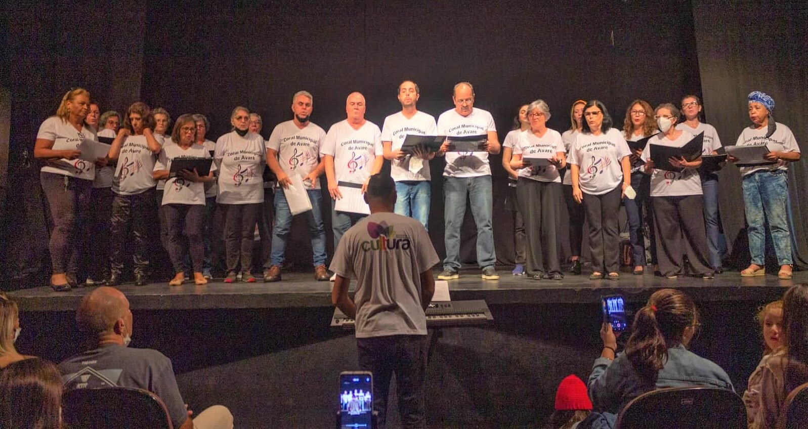 Coral é uma das atrações do 2º Natal Cultural de Avaré