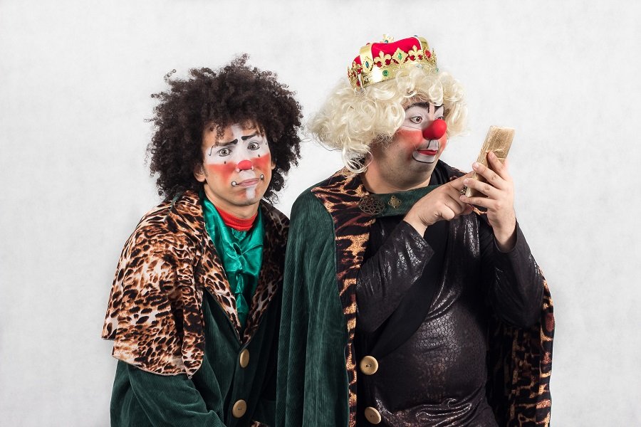 Botucatu recebe teatro gratuito “Rei Mídias” nesta quarta (7)